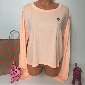PINK VS PEACH EMOJI LONG SLEEVE BOXY SHIRT